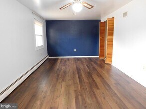 13000 Kerrman Ct in Woodbridge, VA - Building Photo - Building Photo