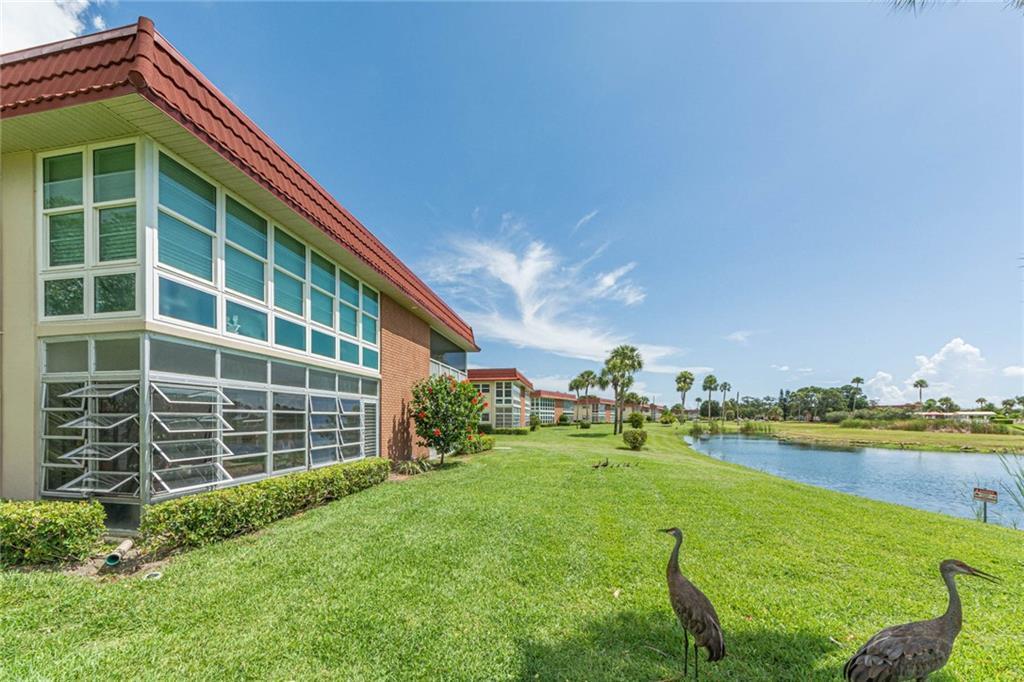 97 Spring Lake Dr in Vero Beach, FL - Building Photo