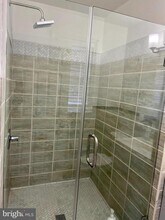 2747 Fort Scott Dr in Arlington, VA - Foto de edificio - Building Photo