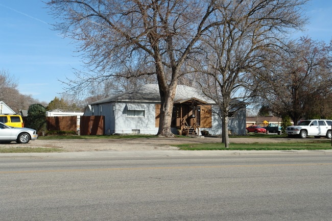2128 S Vista Ave in Boise, ID - Building Photo - Primary Photo