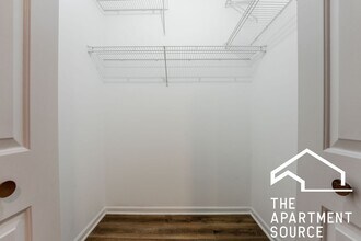 2835 W Medill Ave in Chicago, IL - Building Photo - Building Photo