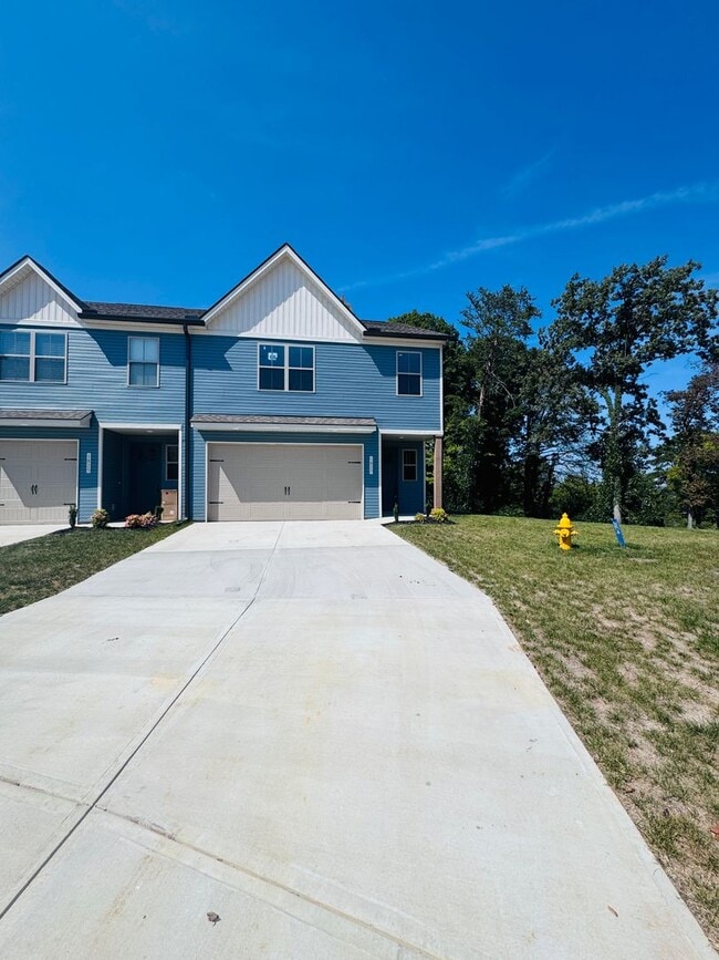 property at 1827 Bennett Vlg Dr