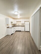 Silver Ridge Village in Tacoma, WA - Building Photo - Building Photo