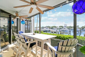 515 Bay Colony Dr N in North Palm Beach, FL - Building Photo - Building Photo