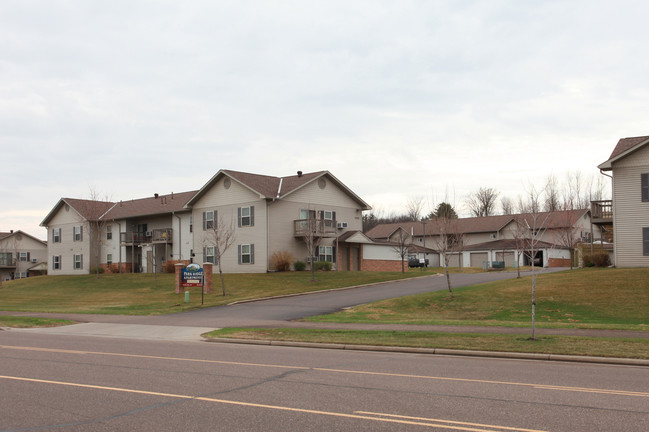 Park Ridge Apartments in Eau Claire, WI - Building Photo - Building Photo