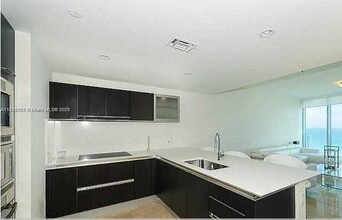 17001 Collins Ave, Unit #1006 in Sunny Isles Beach, FL - Building Photo - Building Photo