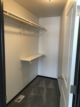 717 14th St SE in Mandan, ND - Building Photo - Building Photo