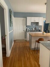 130 Sutton St, Unit 1 in Providence, RI - Building Photo - Building Photo