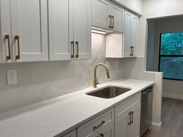 property at 2206 Huntingdon Chase