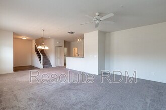 12075 Scoria Dr in Fishers, IN - Building Photo - Building Photo