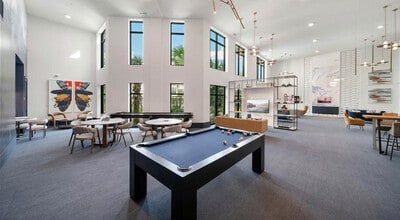 8890 Founders Square Dr in Naples, FL - Building Photo - Building Photo