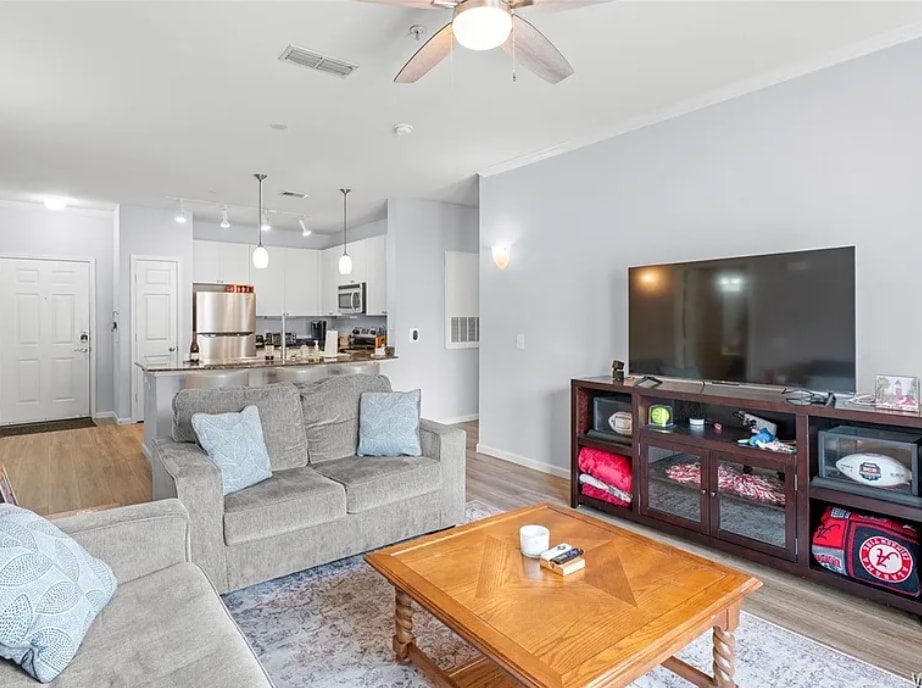 1901 5th Ave E, Unit 1304 in Tuscaloosa, AL - Building Photo