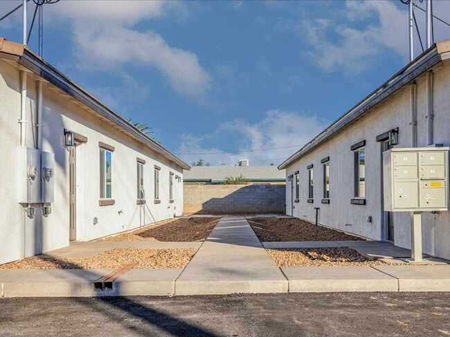 1603 S Van Buren Ave in Tucson, AZ - Building Photo - Building Photo