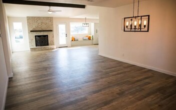 305 Whitetail Dr in Manchaca, TX - Building Photo - Building Photo