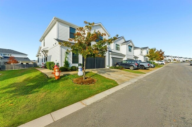 159 Threshing Rd in Mustang Ridge, TX - Building Photo - Building Photo