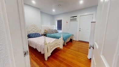8 Salem St in Medford, MA - Building Photo - Building Photo