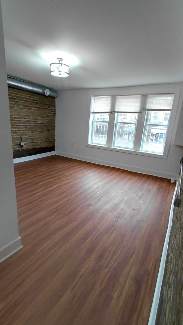 1255 N Harding Ave in Chicago, IL - Building Photo - Building Photo