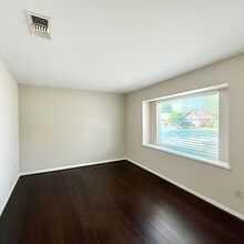 5807 Silver Frst Dr in Houston, TX - Building Photo - Building Photo