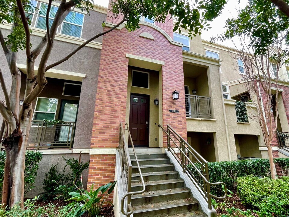 4970 Juneberry Ct in San Diego, CA - Building Photo