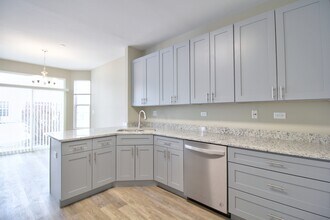 4562 Garritano St in Yorkville, IL - Building Photo - Building Photo