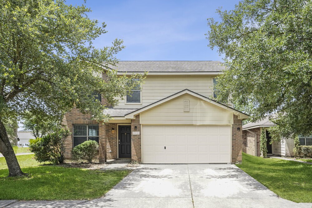 15111 Western Skies Dr in Houston, TX - Building Photo