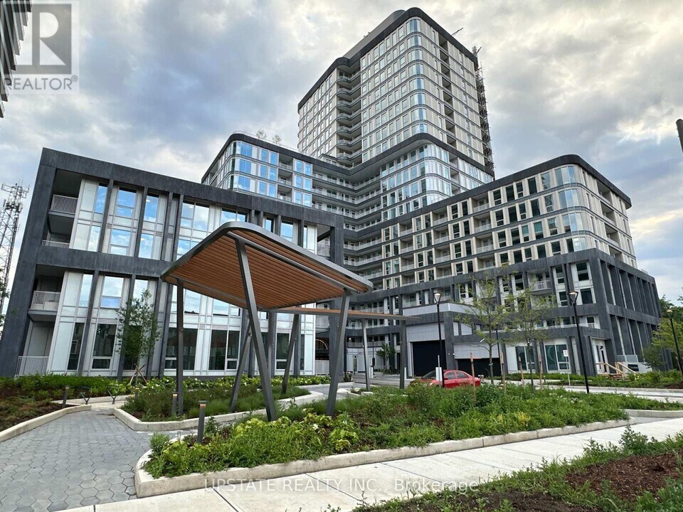 3240-3240 William Coltson Ave in Oakville, ON - Building Photo