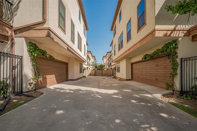 3940 Feagan St in Houston, TX - Building Photo - Building Photo