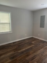 1225 E Jefferson St in Pulaski, TN - Building Photo - Building Photo