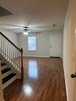 8701 Mowbray Way in Knoxville, TN - Building Photo