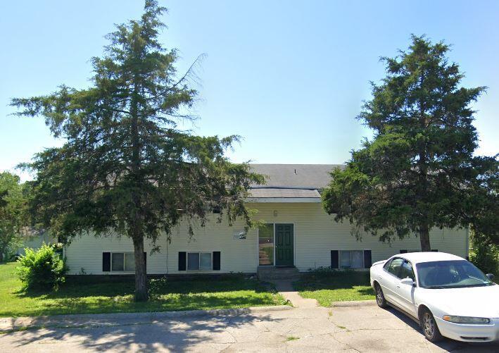 7221 N Moberly Dr in Columbia, MO - Building Photo