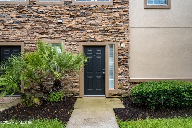 7229 Deerfoot Cir in Jacksonville, FL - Building Photo - Building Photo