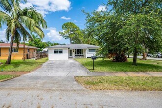 1620 SW 33rd Ave in Fort Lauderdale, FL - Building Photo - Building Photo