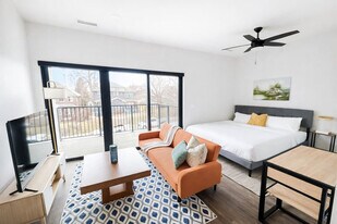 4625 Capitol Ave in Omaha, NE - Building Photo