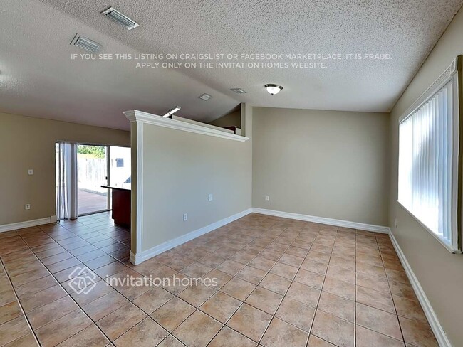 18204 SW 143rd Pl in Miami, FL - Building Photo - Building Photo