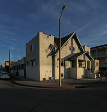 238 S Avenue 21 in Los Angeles, CA - Foto de edificio - Building Photo