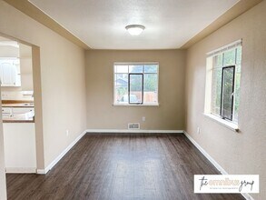 230 Hazel Ct in Denver, CO - Building Photo - Building Photo