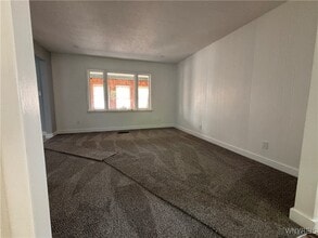 56 Reed Ave in Buffalo, NY - Building Photo - Building Photo