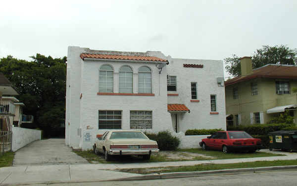 1459 NW 1st St in Miami, FL - Building Photo - Building Photo