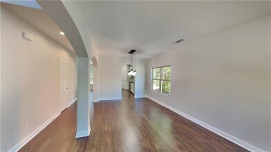1280 Vonda Ln SW in Mableton, GA - Foto de edificio - Building Photo