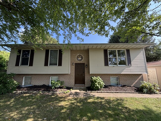 property at 136 Bayscape Dr