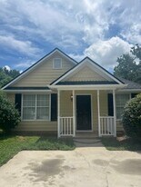 102 Pier Point in Griffin, GA - Building Photo