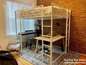 31 Station St in Brookline, MA - Building Photo - Building Photo