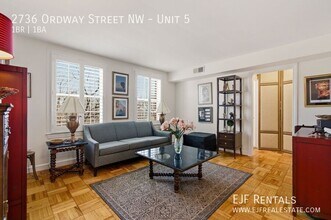 2736 Ordway St NW in Washington, DC - Building Photo - Building Photo