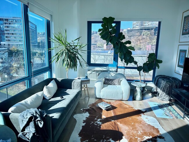 property at 800 Harbor Blvd