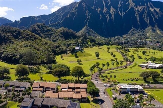 47-261-261 Hui Iwa St in Kaneohe, HI - Building Photo - Building Photo