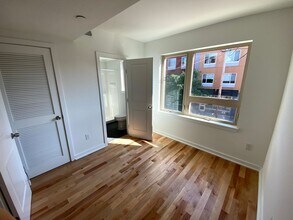 1537 Cecil B. Moore Ave in Philadelphia, PA - Building Photo - Building Photo