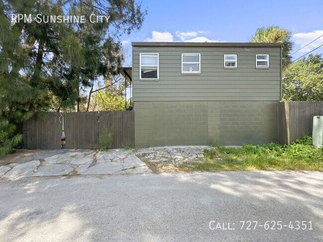 property at 875 19th Ave S