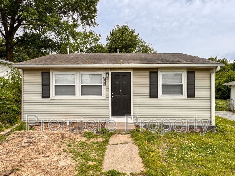 4412 N Virginia Ave in Kansas City, MO - Building Photo