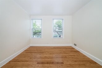 2138 Boston Post Rd in Larchmont, NY - Building Photo - Building Photo