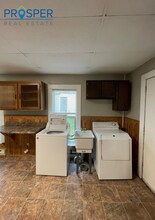 912 Oxford Ave in Eau Claire, WI - Building Photo - Building Photo